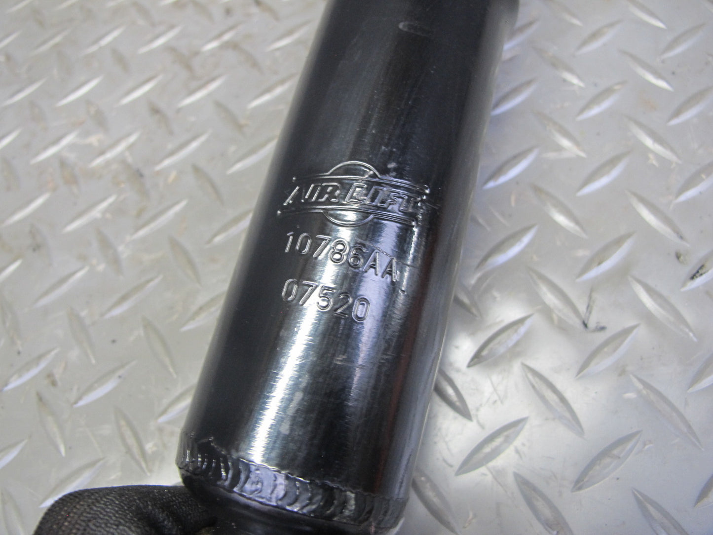 2008 VW Golf MK5 R32 VR6 AWD Rear Left & Right Strut Shock Absorber Set OEM