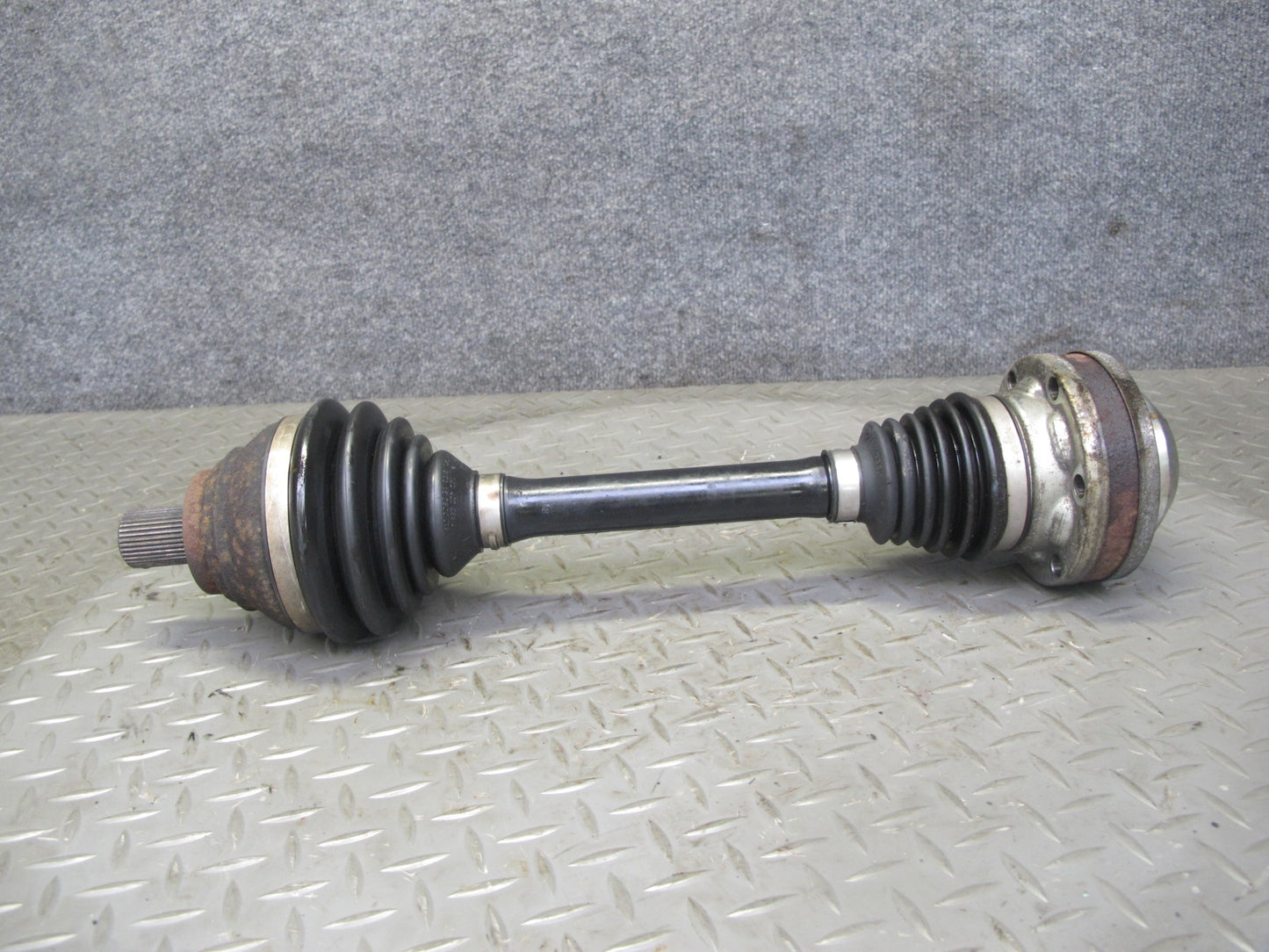 2008 Volkswagen VW Golf R32 MK5 VR6 A/T Front Left Axle Half Shaft OEM