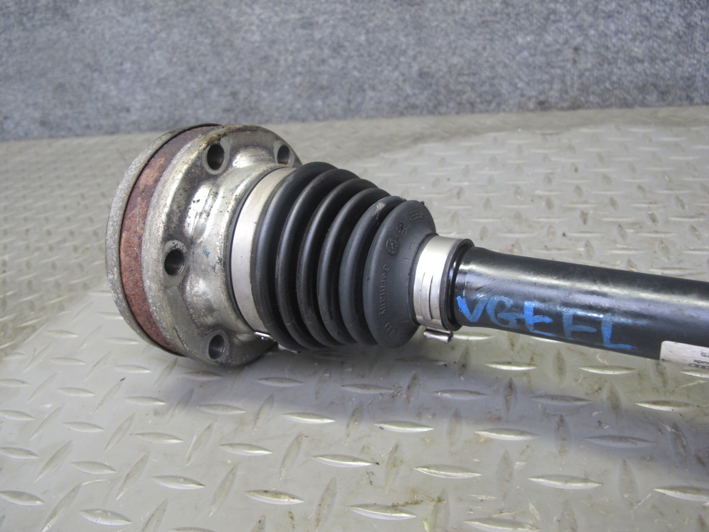 2008 Volkswagen VW Golf R32 MK5 VR6 A/T Front Left Axle Half Shaft OEM