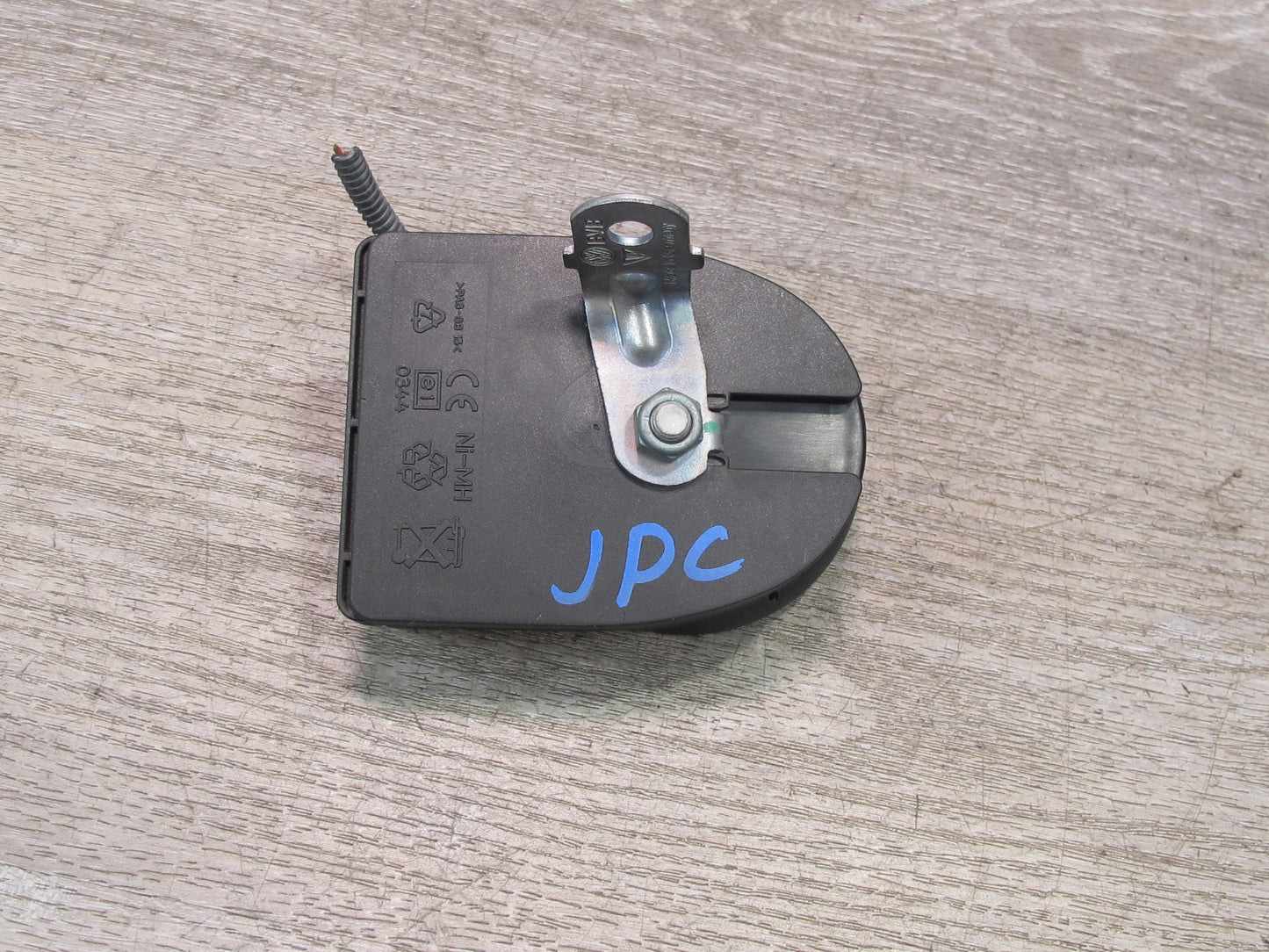2003-2010 Porsche Cayenne 955 Anti Theft Alarm Horn Siren 1J0951605A
