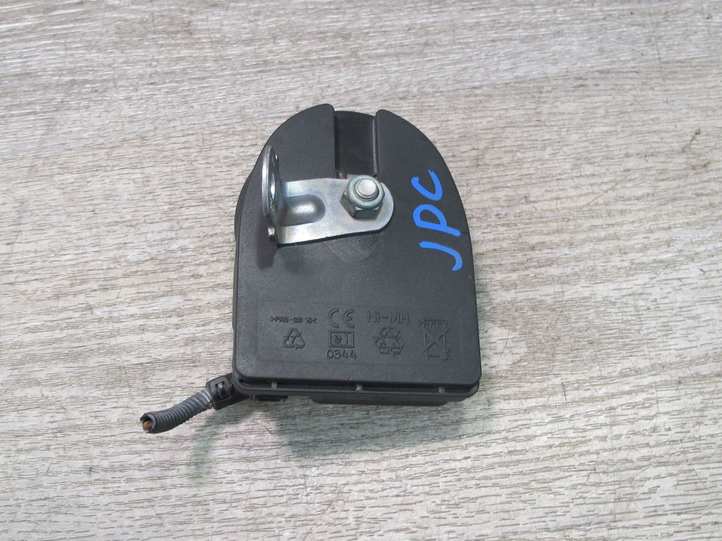 2003-2010 Porsche Cayenne 955 Anti Theft Alarm Horn Siren 1J0951605A