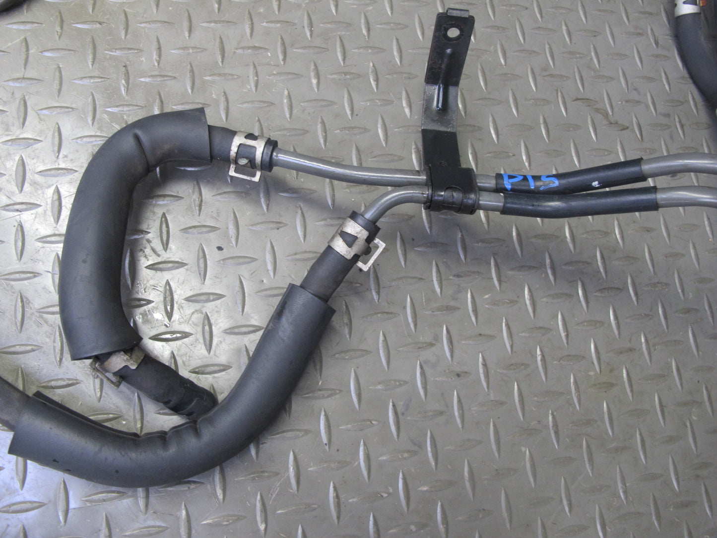 02-05 Lexus JCE10L IS300 Power Steering & Engine Radiator Hose Pipe Line Set OEM