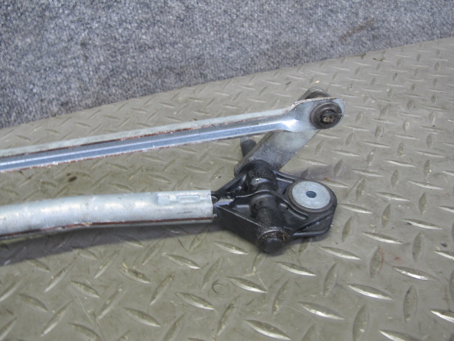 11-16 Mini Cooper R60 R61 Windshield Wiper Transmission Linkage w Motor OEM