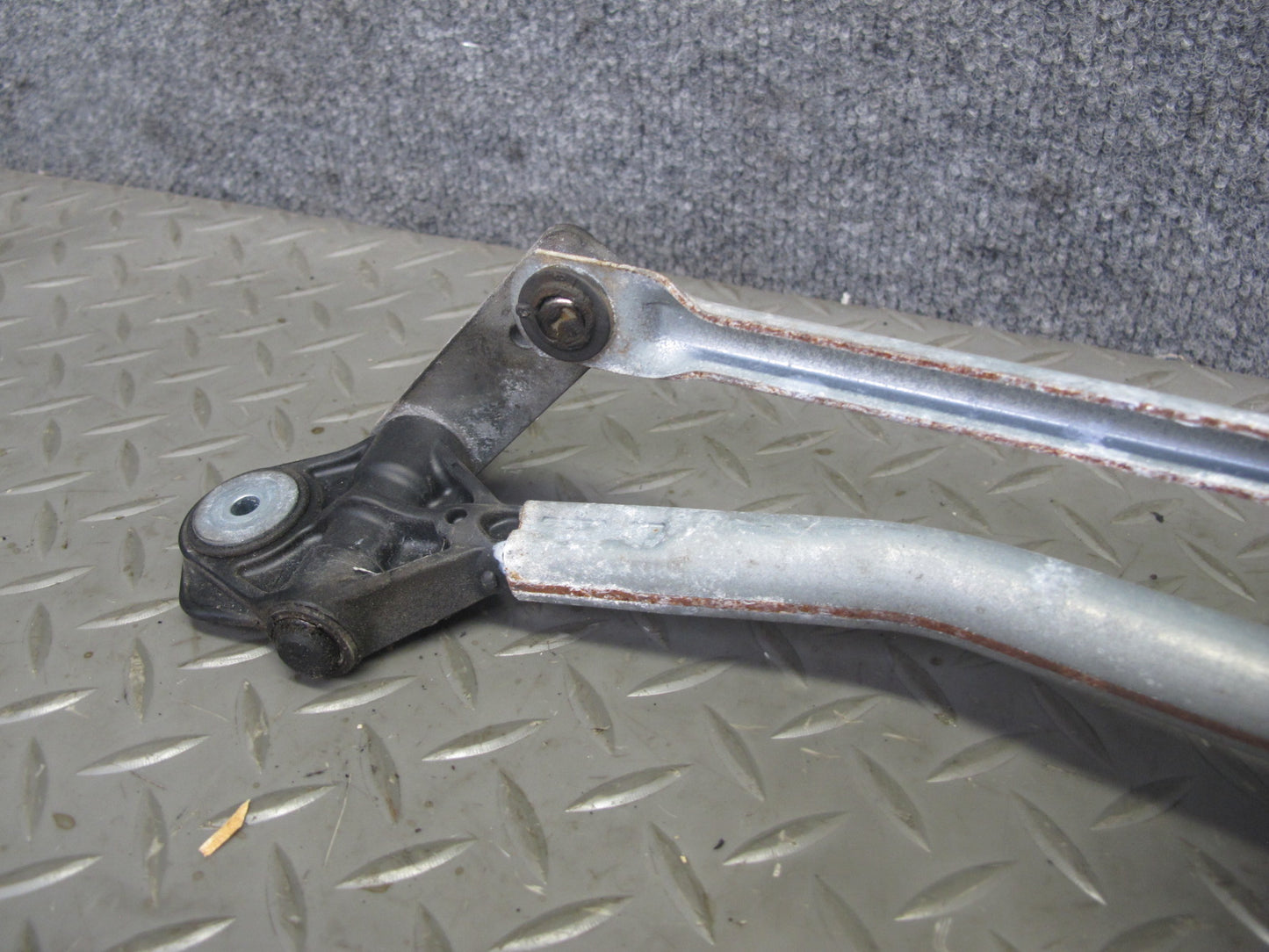 11-16 Mini Cooper R60 R61 Windshield Wiper Transmission Linkage w Motor OEM