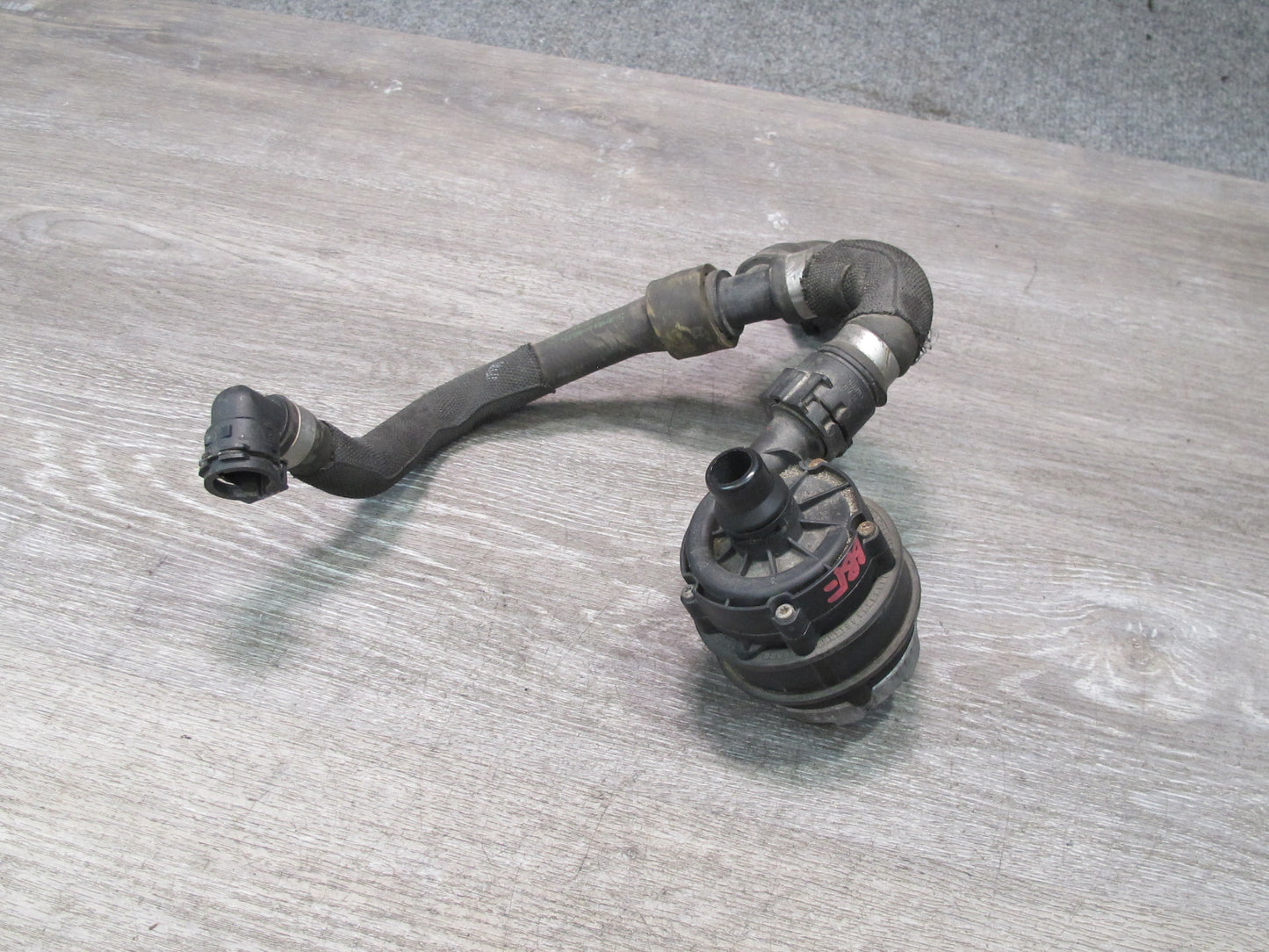 2015-2020 BMW F82 M4 Auxiliary AUX Water Pump w Hoses 0392024062