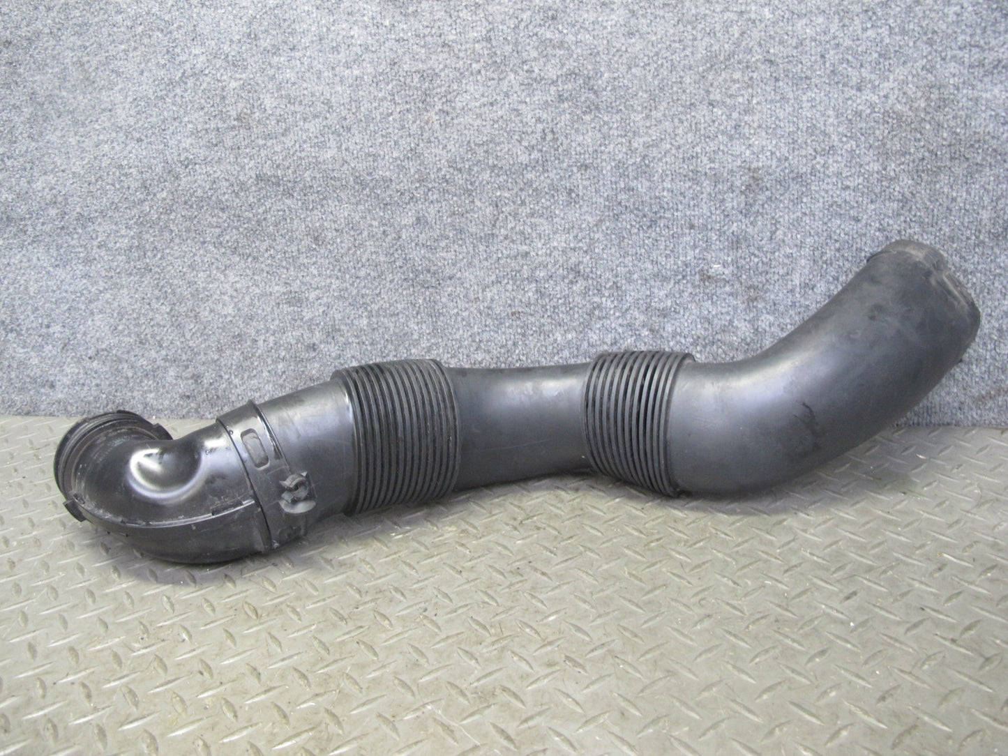 11-15 Mini Cooper S R60 R61 Countryman N18 Air Intake Hose Pipe Line 9804246 OEM