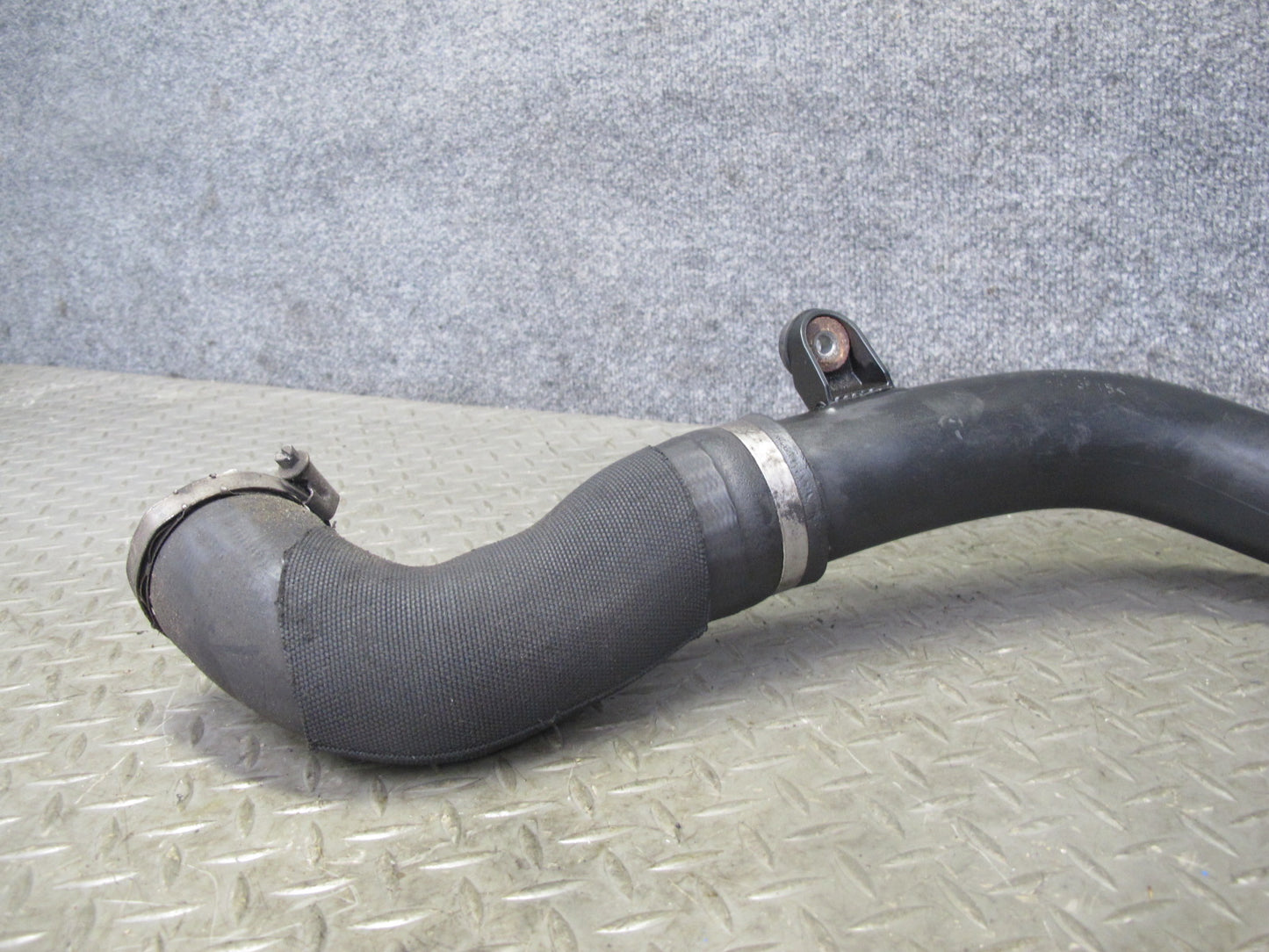 11-16 Mini Cooper S R60 R61 Countryman Charge Air Intake Hose Pipe Line 9804247
