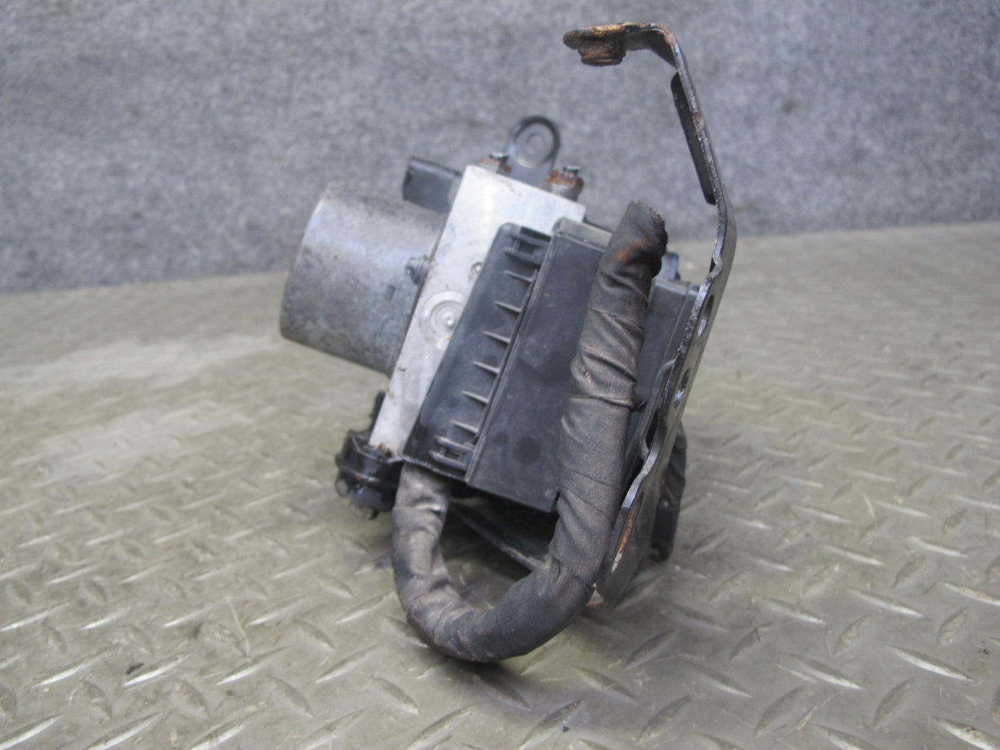 2012 Mini R60 R61 Countryman AWD Anti Lock Brake ABS Pump Module 6796703 OEM