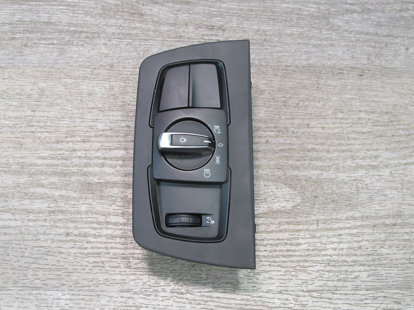 2015-2020 BMW F32 F33 F36 F82 F83 Headlight Lamp Dimmer Switch 9393939
