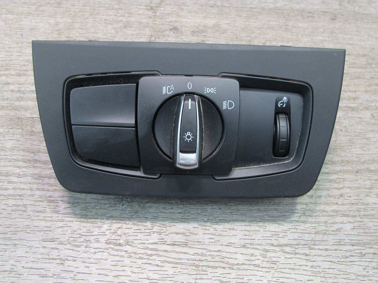 2015-2020 BMW F32 F33 F36 F82 F83 Headlight Lamp Dimmer Switch 9393939