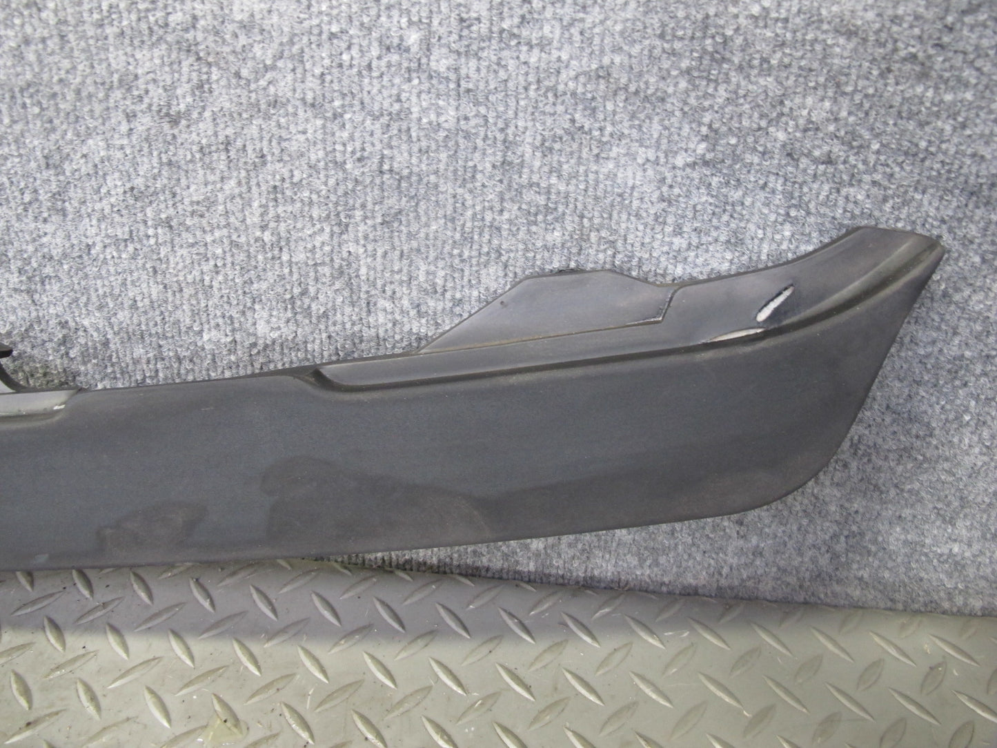 73-89 Mercedes R107 Front Bumper Filler Cover 1078800744 OEM