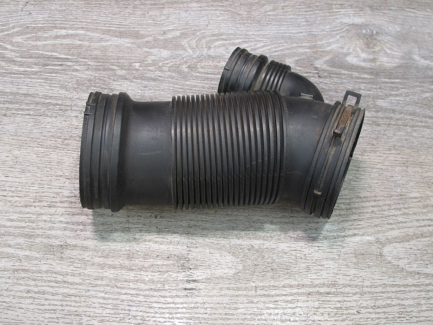 07-08 VW R32 MK5 EOS VR6 3.2L Cbra Engine Air Intake Connector Hose Pipe OEM