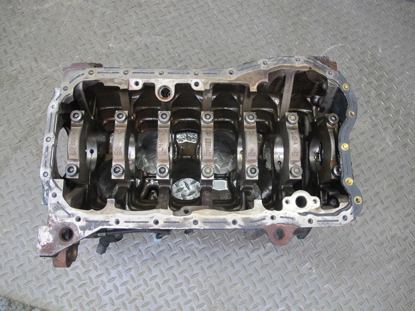 2008 VW Golf R32 MK5 EOS VR6 3.2L Cbra Engine Cylinder Block 105K Miles OEM