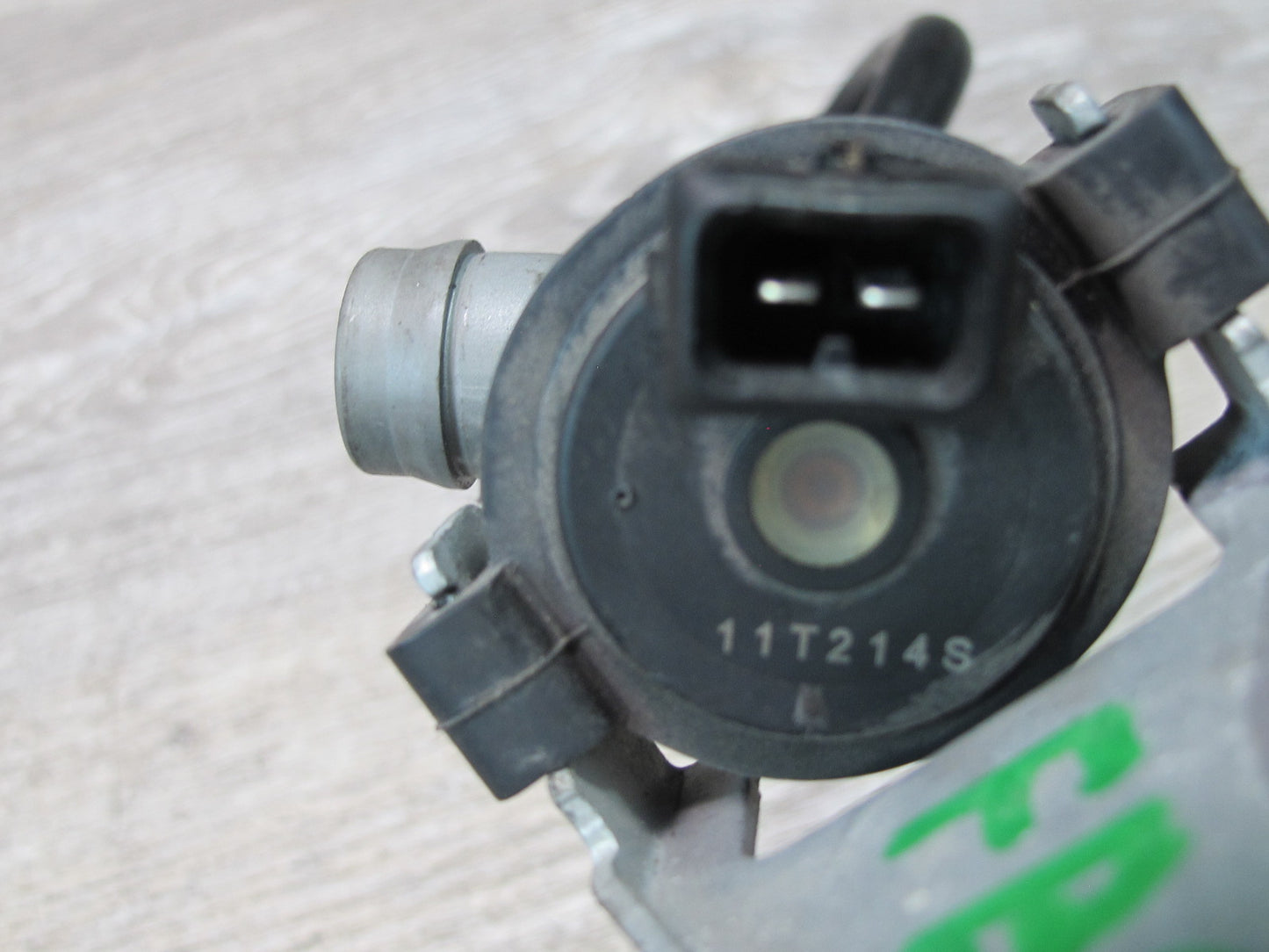 12-15 BMW F10 F12 4.4L N63 Fuel Vapor Purge Vent Valve w Bracket Mount OEM