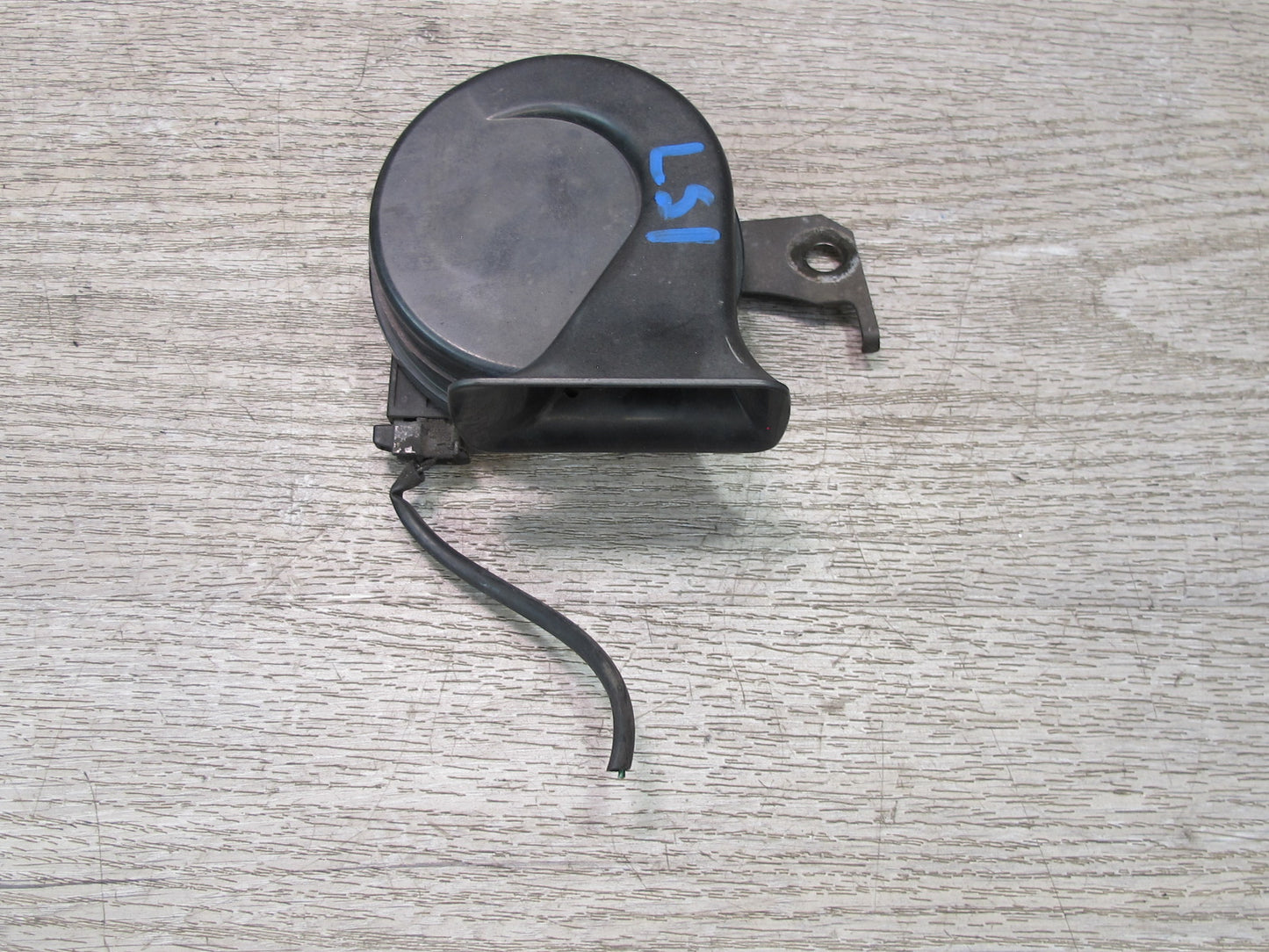 90-97 Lexus UCF20L LS400 Set of 2 High & Low Tone Note Pitch Horn Signal OEM