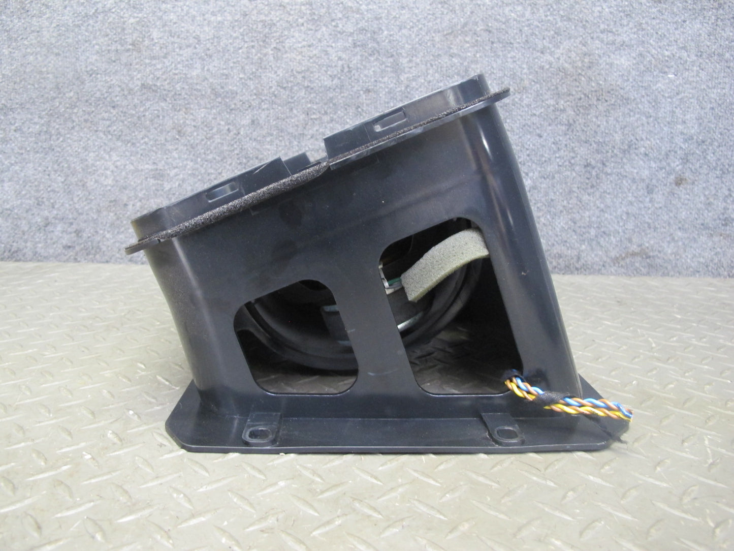98-99 BMW E36 Convert Rear Trunk TOP Hi-fi Harman Kardon Subwoofer Speaker OEM