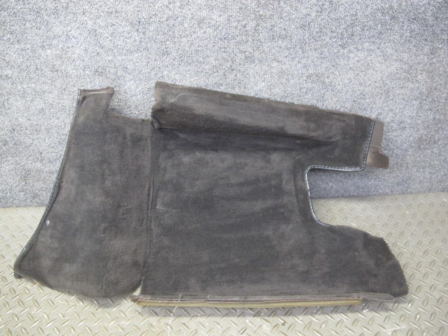 86-89 Mercedes R107 560SL Rear Trunk Floor Trim Carpet Liner Cover MAT Set OEM