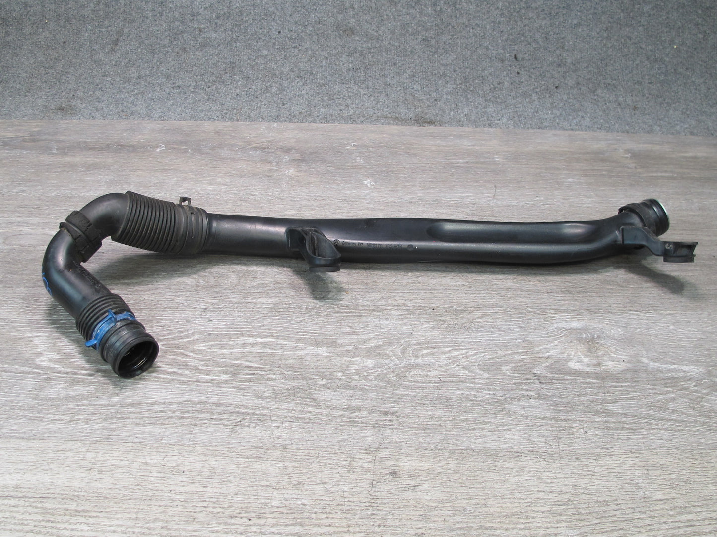 2008 VW R32 VR6 3.2L Cbra Engine Air Intake Connector Hose Duct Pipe OEM