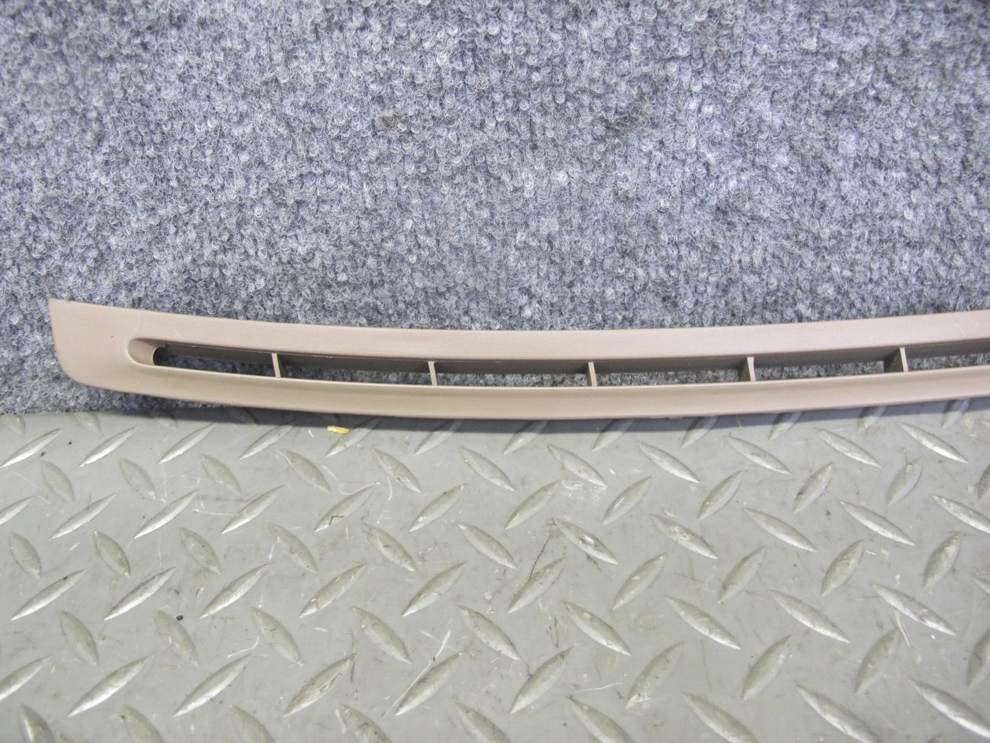 94-99 BMW E36 Set of 2 Dash Front Left & Right Defrost Air Vent Grille Beige OEM