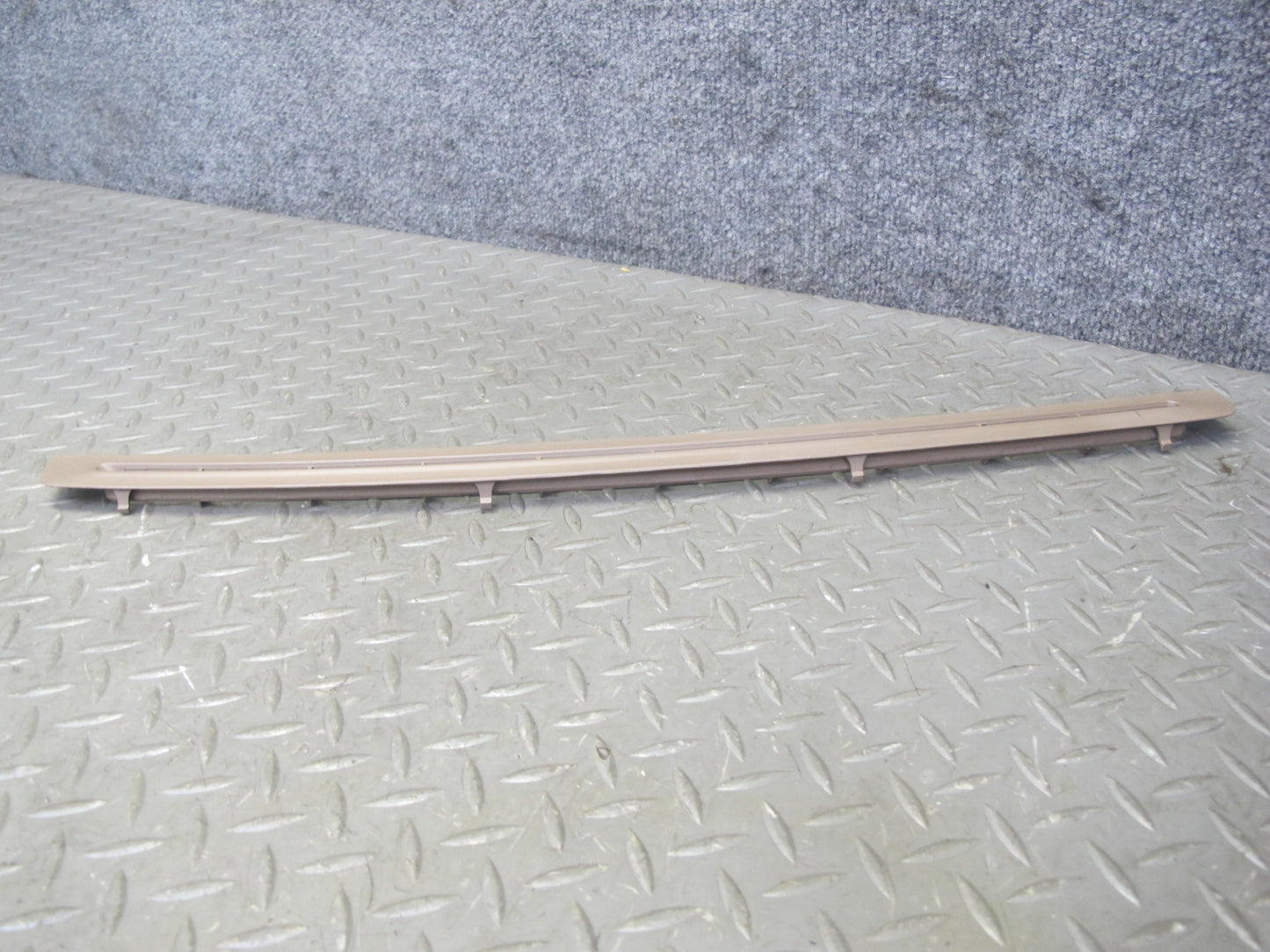 94-99 BMW E36 Set of 2 Dash Front Left & Right Defrost Air Vent Grille Beige OEM