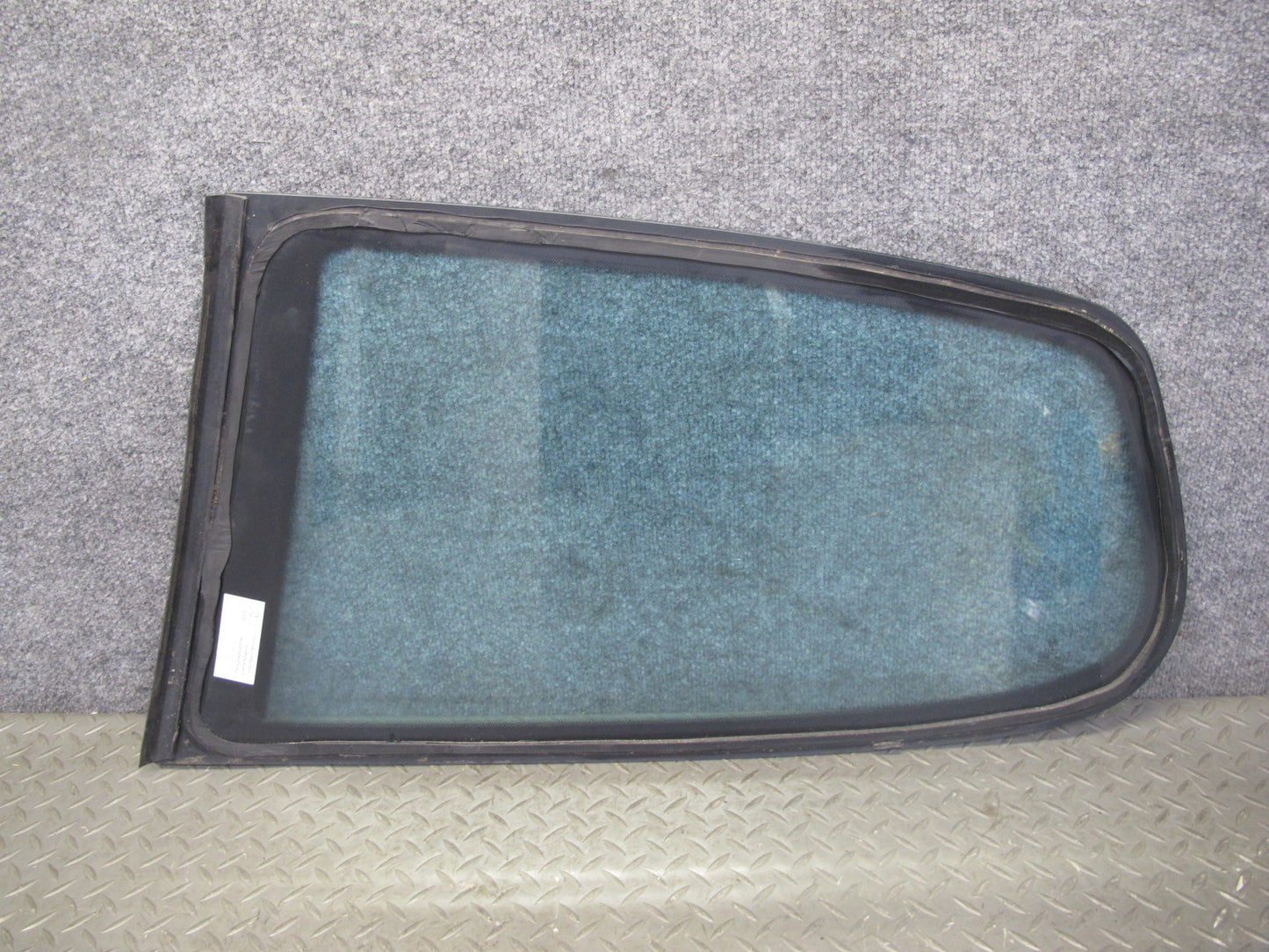 07-09 VW Golf MK5 R32 GTI Rabbit 2-DR Rear Right Quarter Glass Window OEM