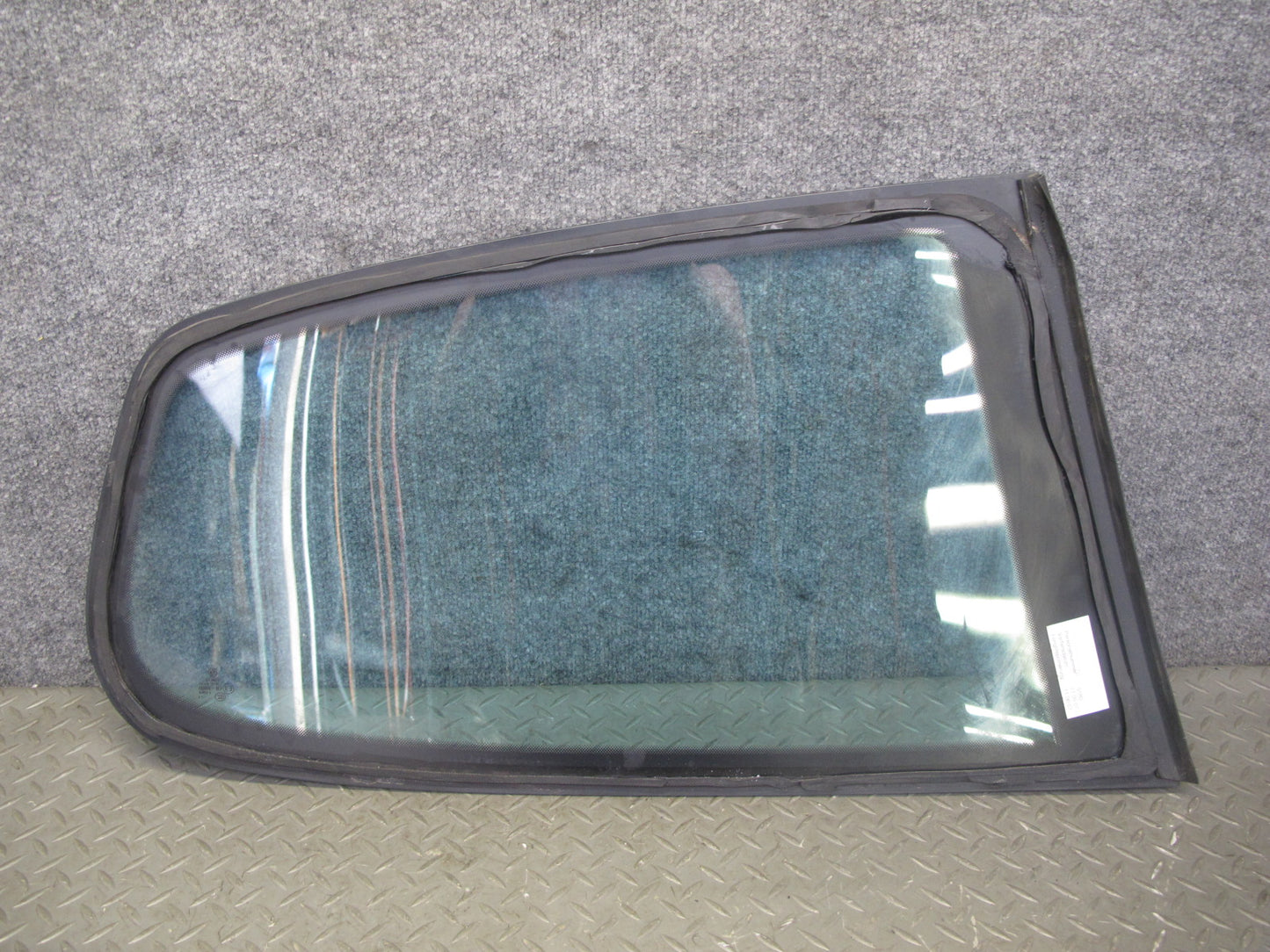 07-09 VW Golf MK5 R32 GTI Rabbit 2-DR Rear Left Quarter Glass Window OEM