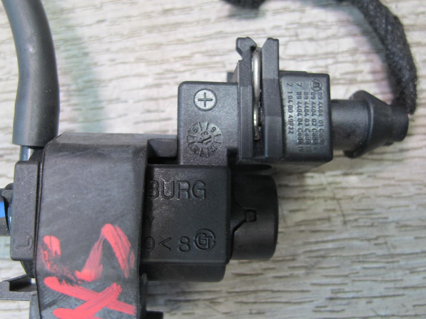 2008-2014 BMW E71 E72 X6 Vacuum Valve Solenoid OEM