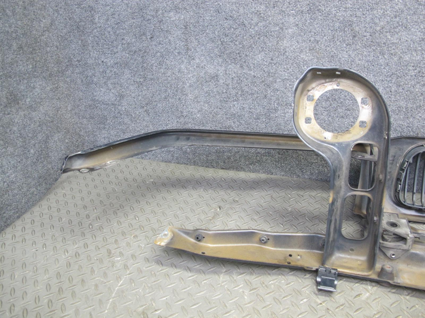 97-99 BMW E36 3-SERIES Front Nose Panel w Kidney Grille & Radiator Support OEM