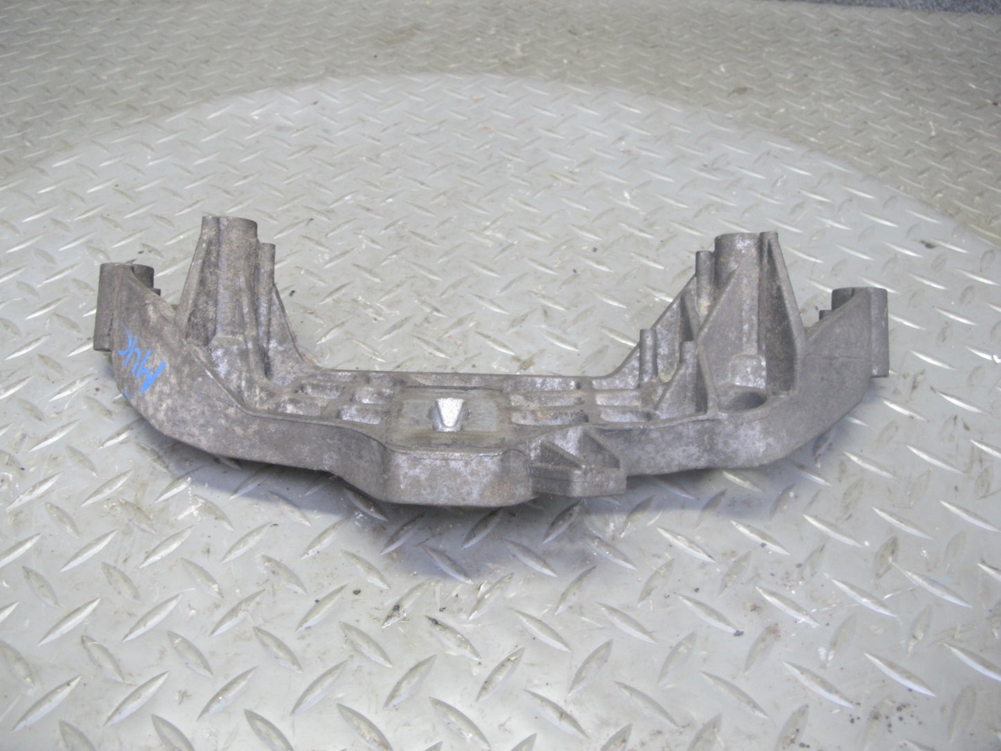 11-15 Mini Cooper S R56 R57 R61 R60 Engine Right Motor Mount 6772032 OEM