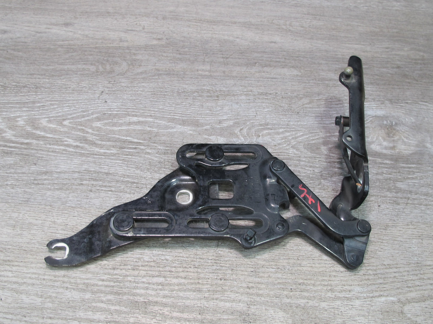 2008-2014 BMW E71 E72 X6 Set of 2 Front Left & Right Hood Hinge OEM