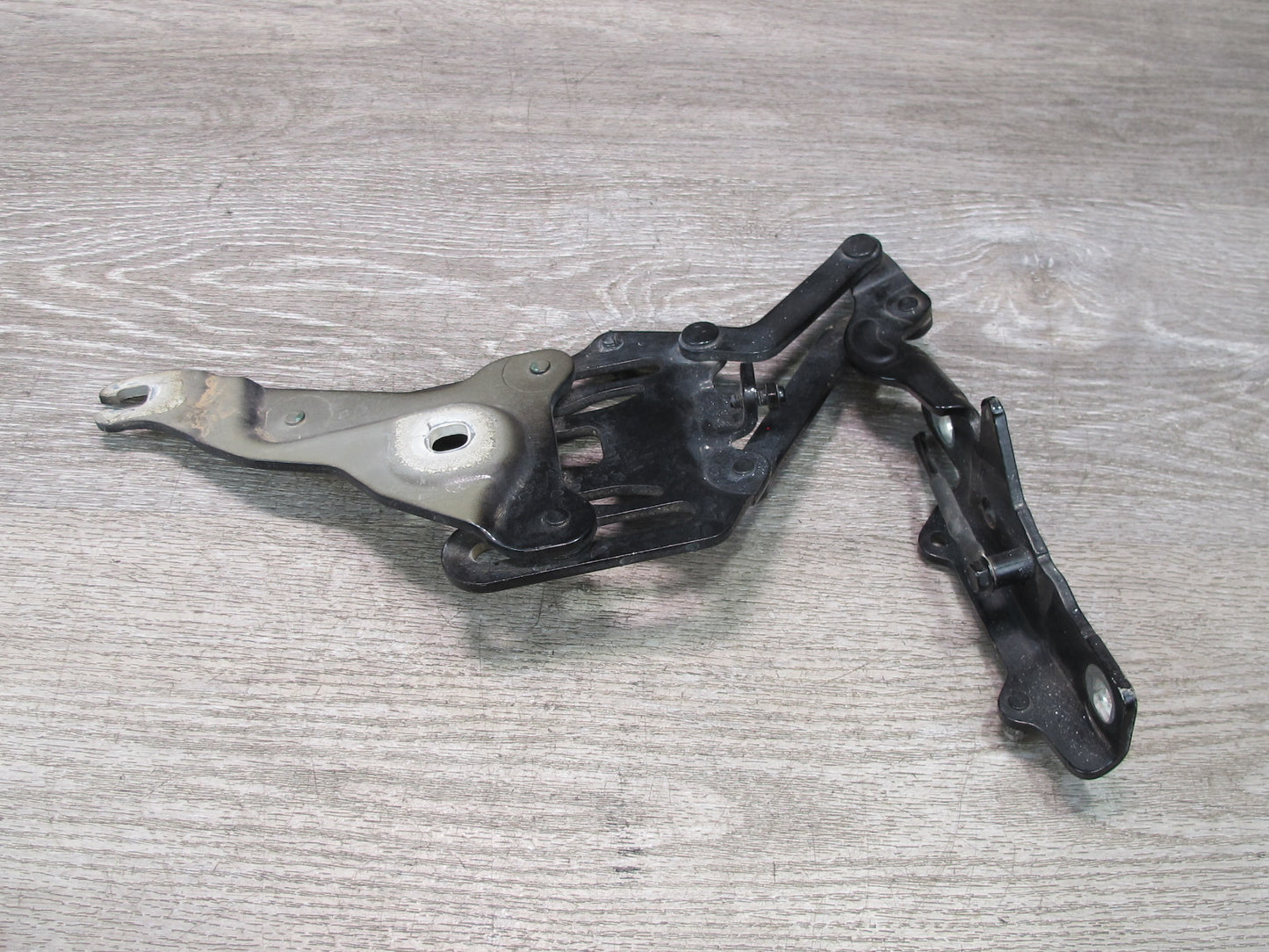 2008-2014 BMW E71 E72 X6 Set of 2 Front Left & Right Hood Hinge OEM