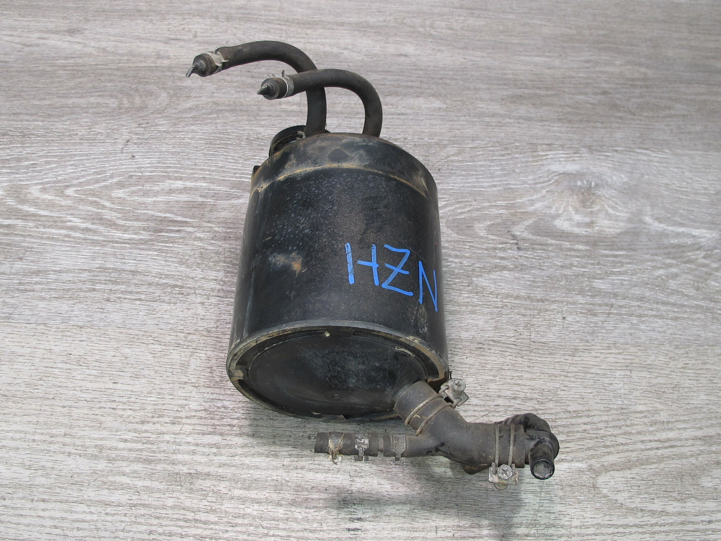 90-95 Nissan 300ZX Z32 NA Fuel Evap Vapor Charcoal Canister 14950-30P01 OEM