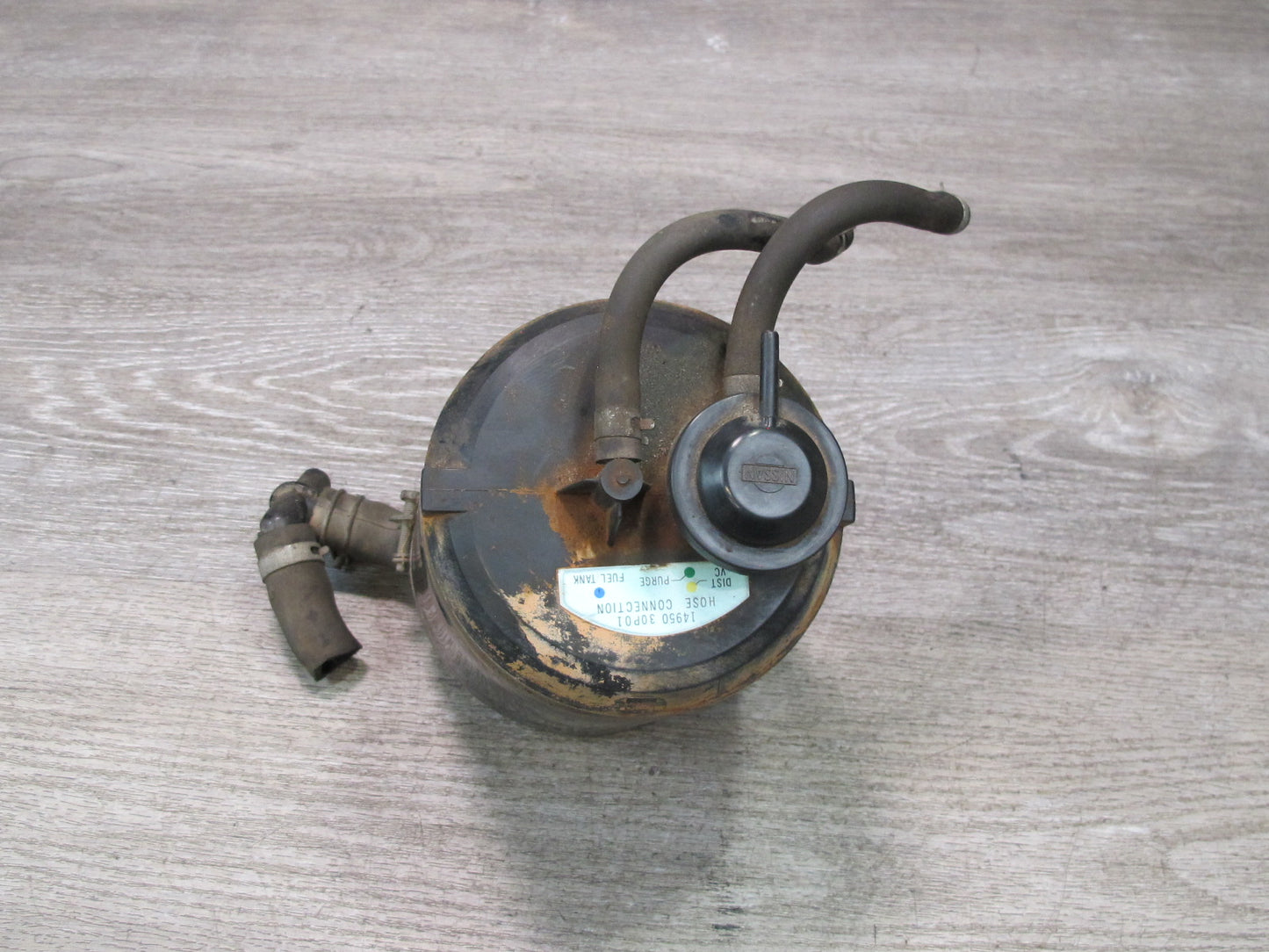 90-95 Nissan 300ZX Z32 NA Fuel Evap Vapor Charcoal Canister 14950-30P01 OEM