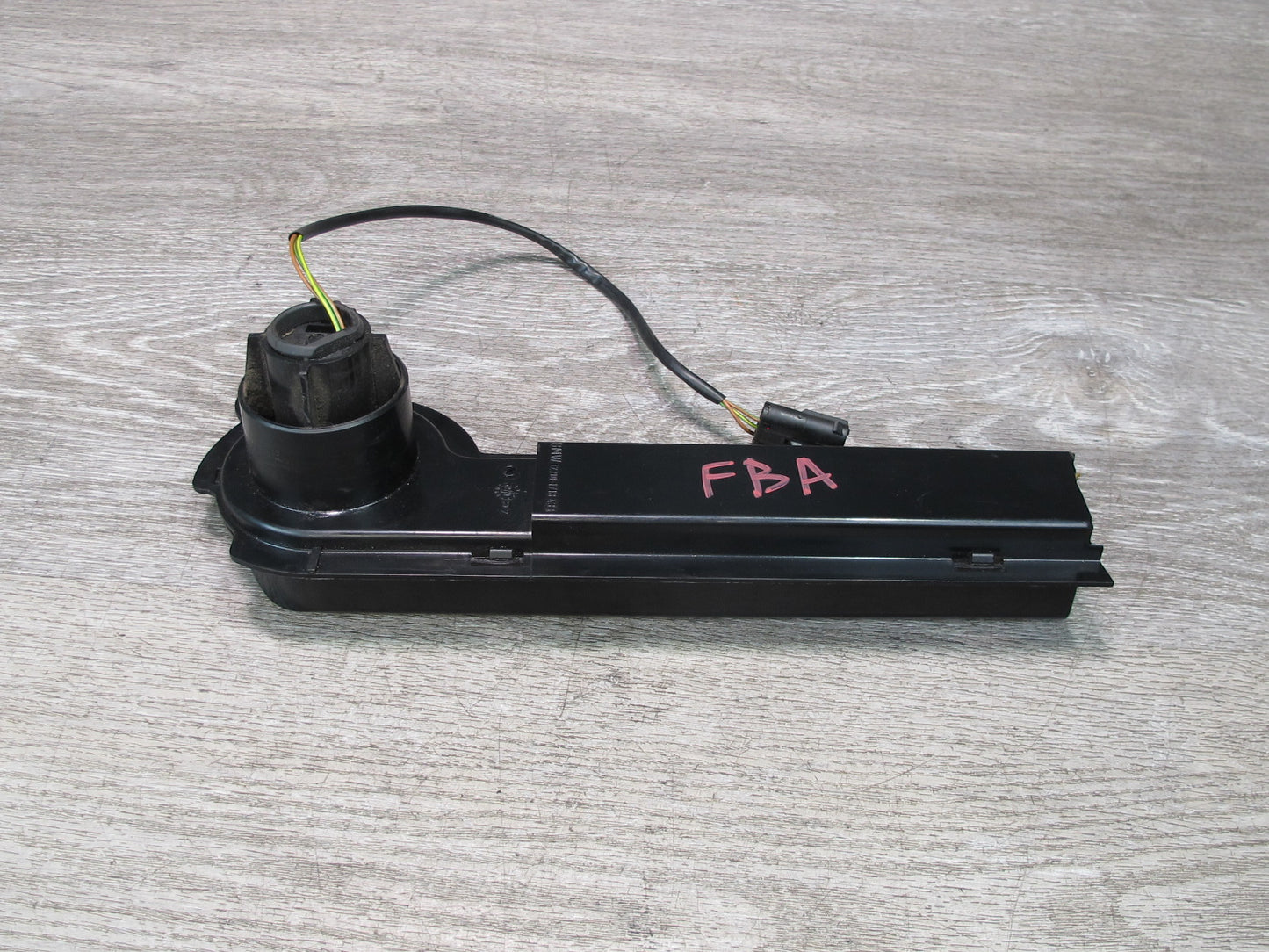 89-95 BMW E32 E34 ECU Fuse Box Cooling Fan Unit w Upper & Lower Cover Assy OEM