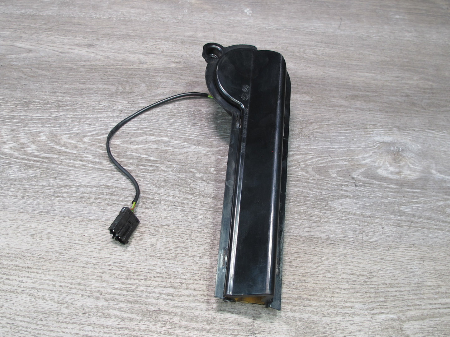 89-95 BMW E32 E34 ECU Fuse Box Cooling Fan Unit w Upper & Lower Cover Assy OEM