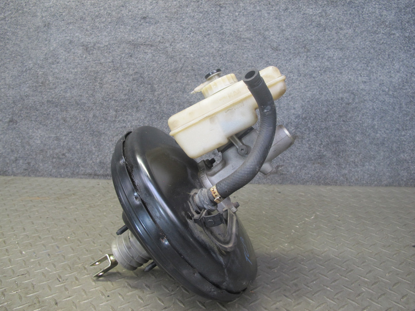 97-99 BMW E36 3-SERIES Brake Master Cylinder Booster Fluid Reservoir OEM