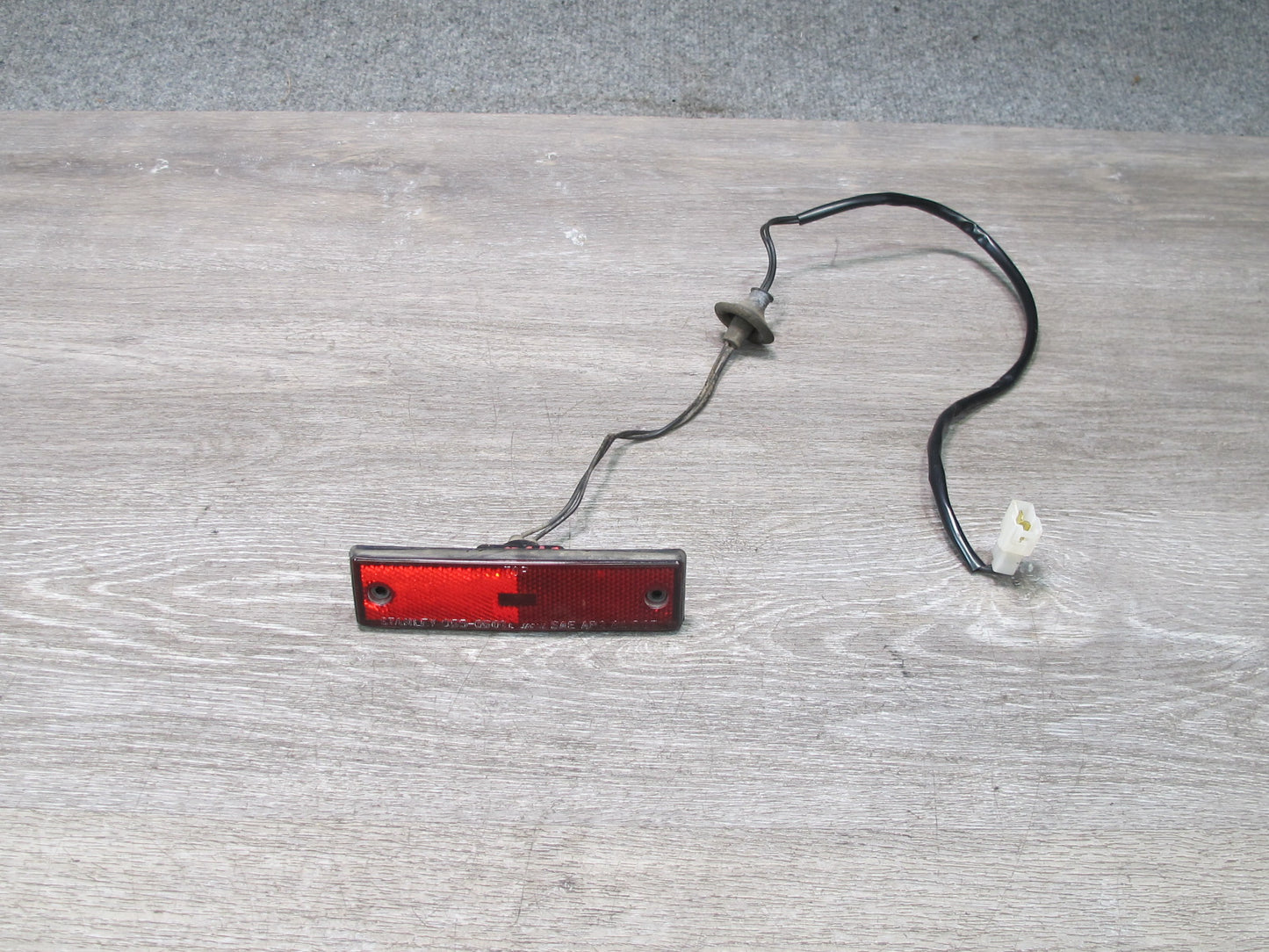 86-90 Mazda RX7 FC3S Set of 2 Rear Left & Right Side Marker Light Lamp OEM