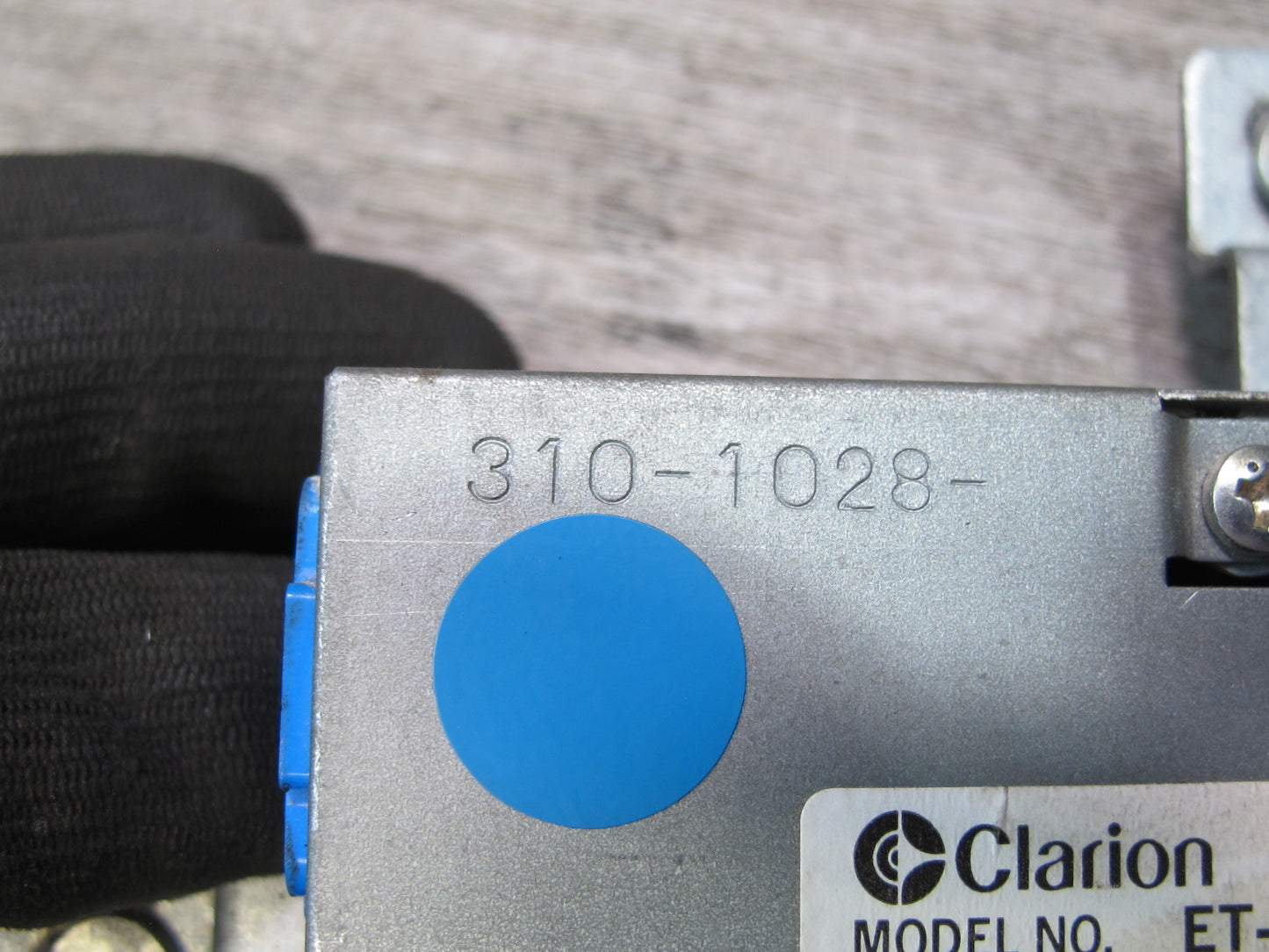 84-85 Mazda RX7 FB Clarion ET-300C Audio Radio Antenna AMP Amplifier OEM