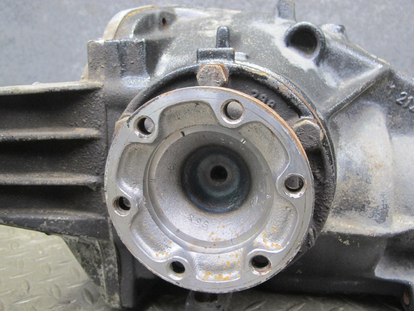 98-99 BMW E36 328i M52 M/T Manual Rear Differential Carrier 2.93 Ratio 135K OEM