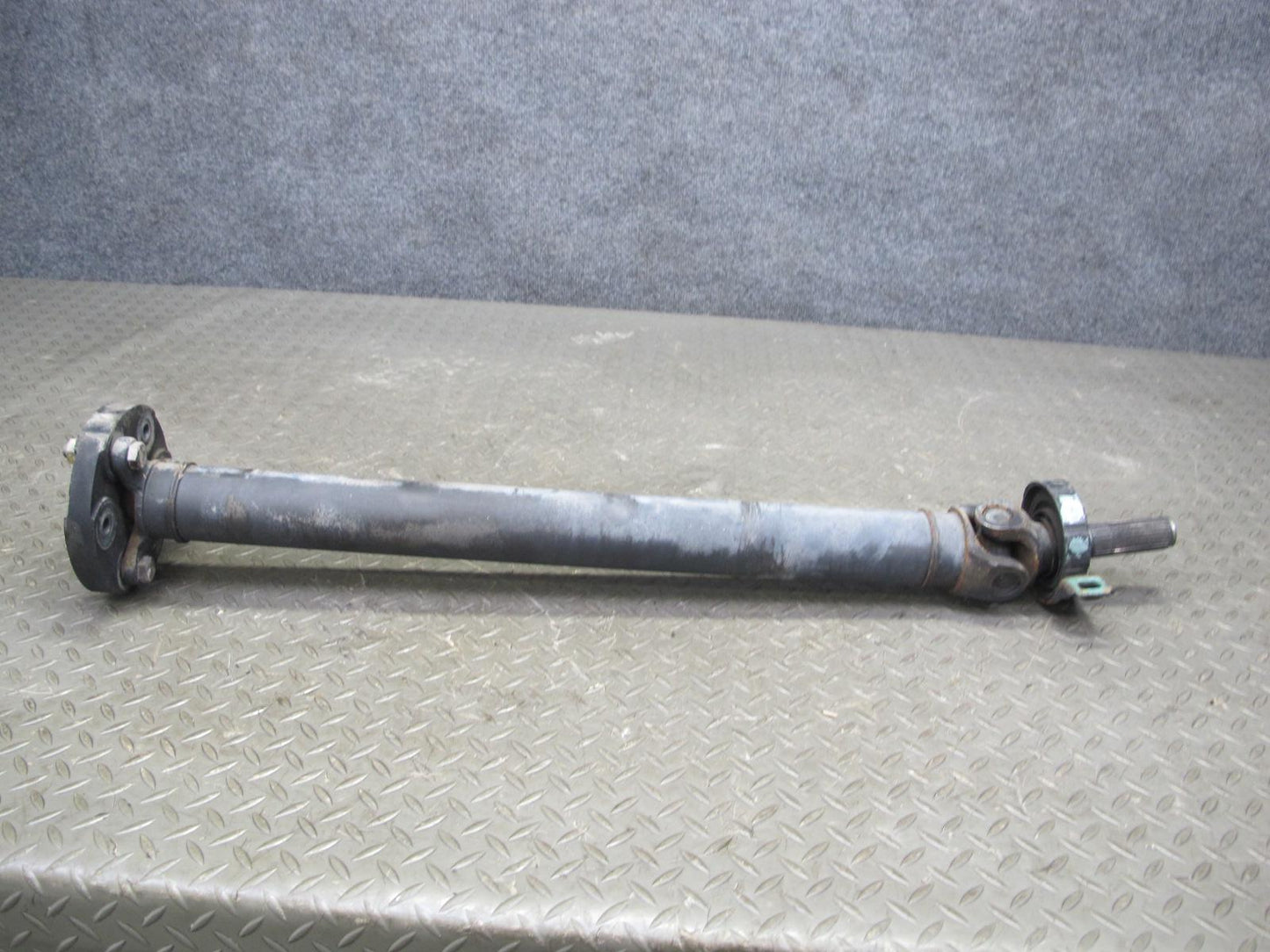 86-89 Mercedes R107 560SL M117 A/T Rear Drive Shaft Driveshaft 119K OEM