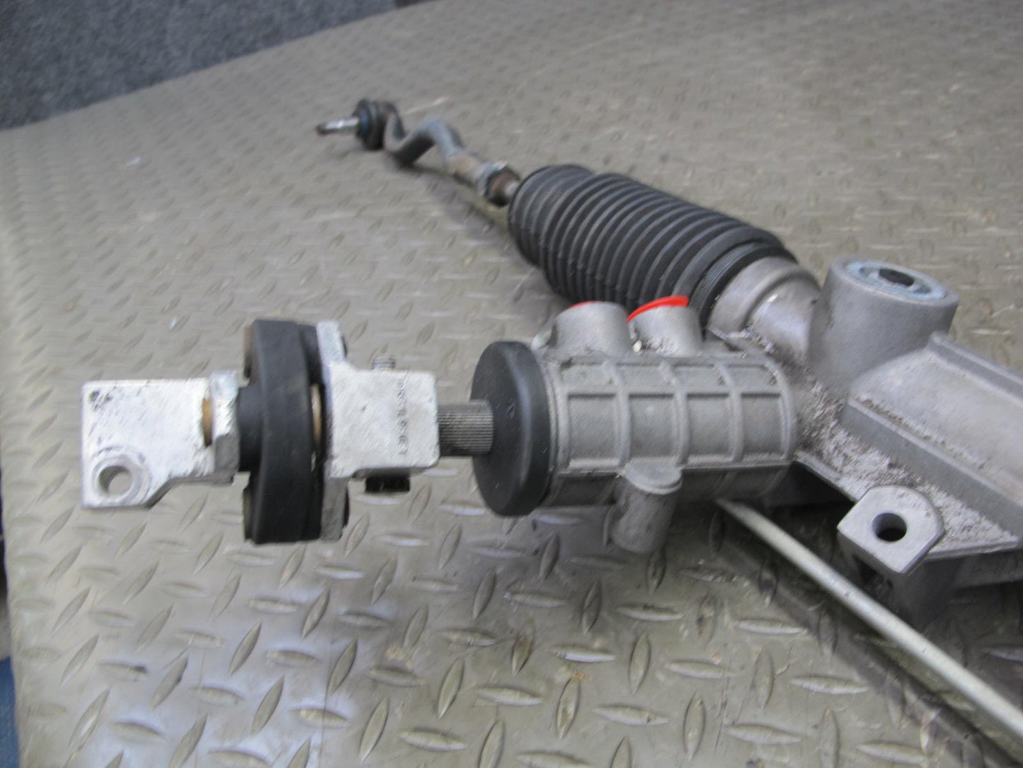 94-99 BMW E36 3-SERIES Hydraulic Power Steering Rack & Pinion 135k Miles OEM