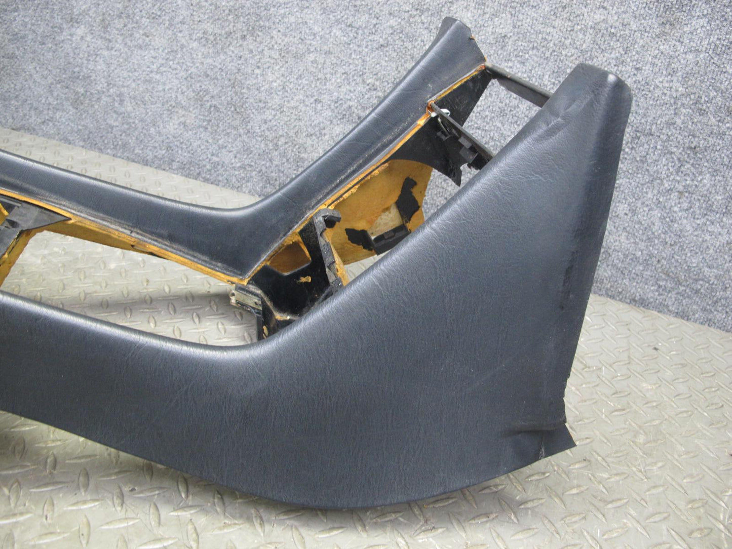 86-89 Mercedes R107 560SL Front Center Console Trim Cover Panel Black OEM