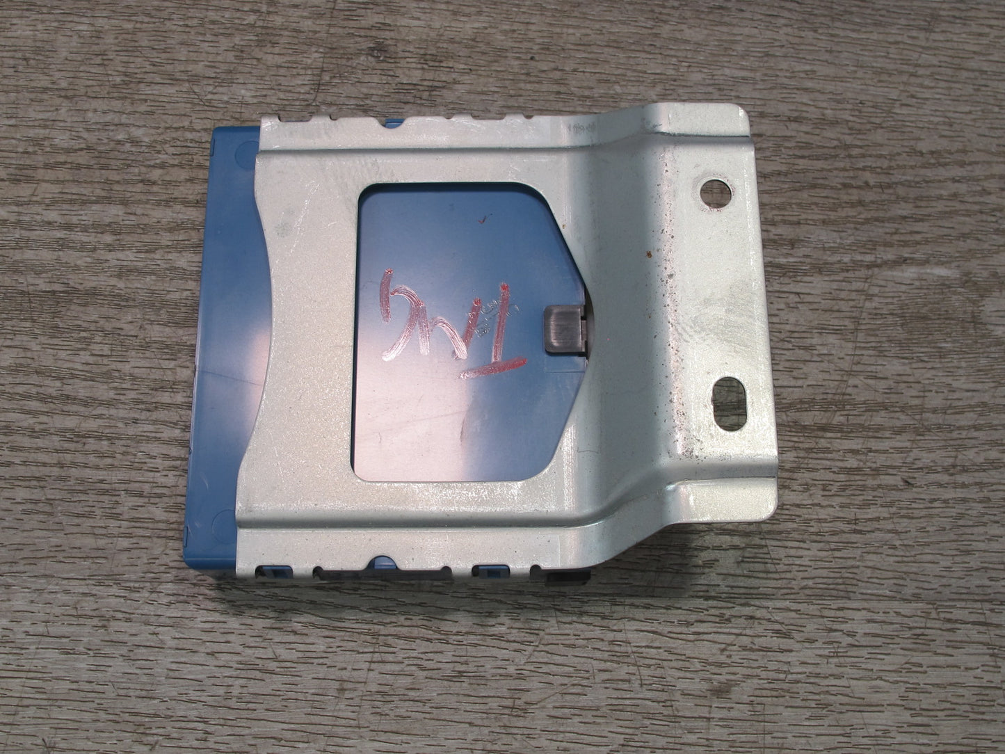 00-05 Toyota MR2 Spyder ZZW30L Multiplex Body Control Module 89221-17020 OEM