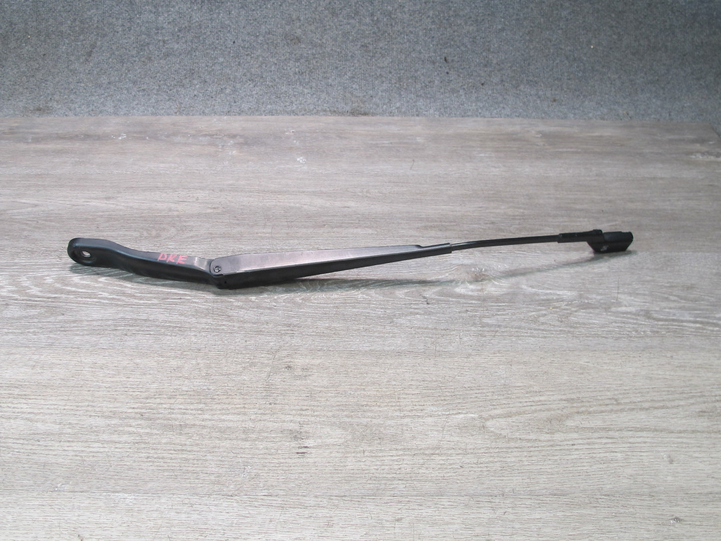 2012-2019 Range Rover Evoque L538 Front Left & Right Wiper Arm Set of 2