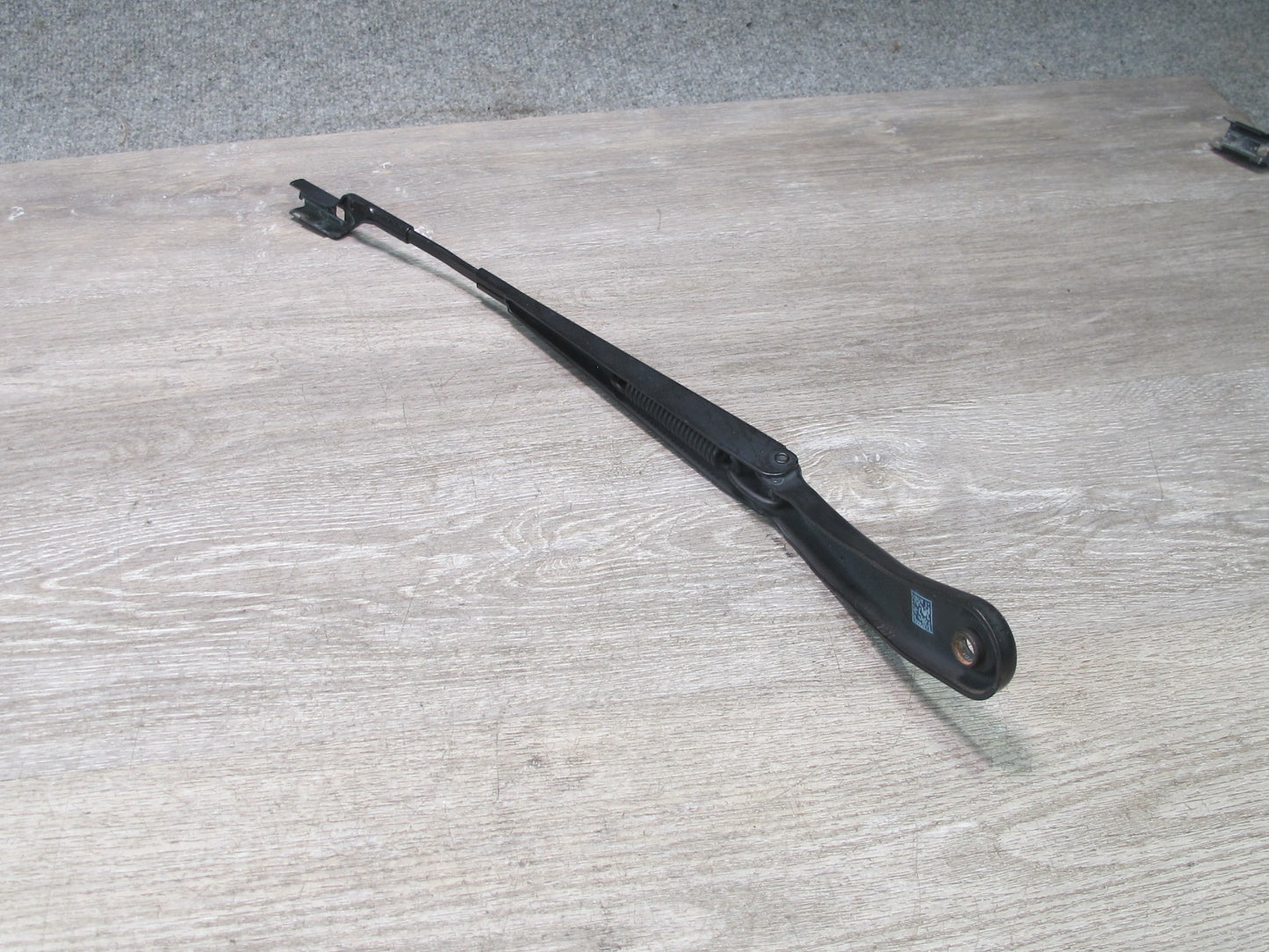2012-2019 Range Rover Evoque L538 Front Left & Right Wiper Arm Set of 2
