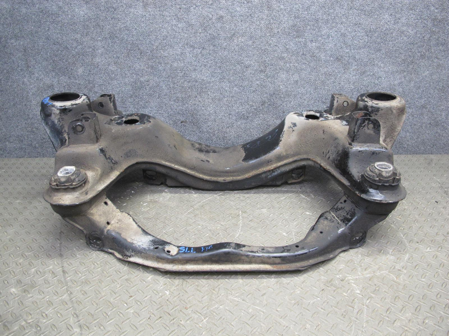 86-89 Mercedes R107 560SL Front Suspension Subframe Crossmember Cradle OEM