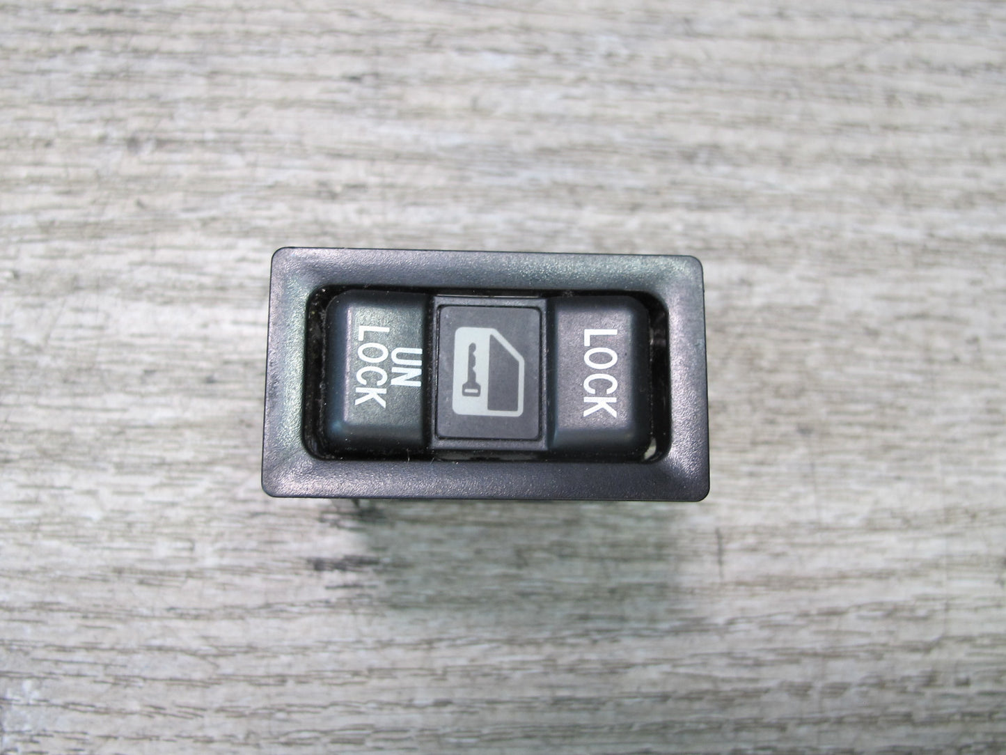 00-05 Toyota MR2 Spyder ZZW30L Door Lock Unlock Button Switch OEM