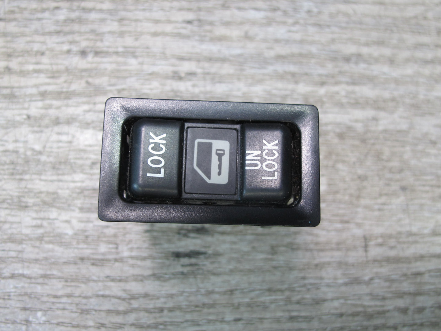 00-05 Toyota MR2 Spyder ZZW30L Door Lock Unlock Button Switch OEM