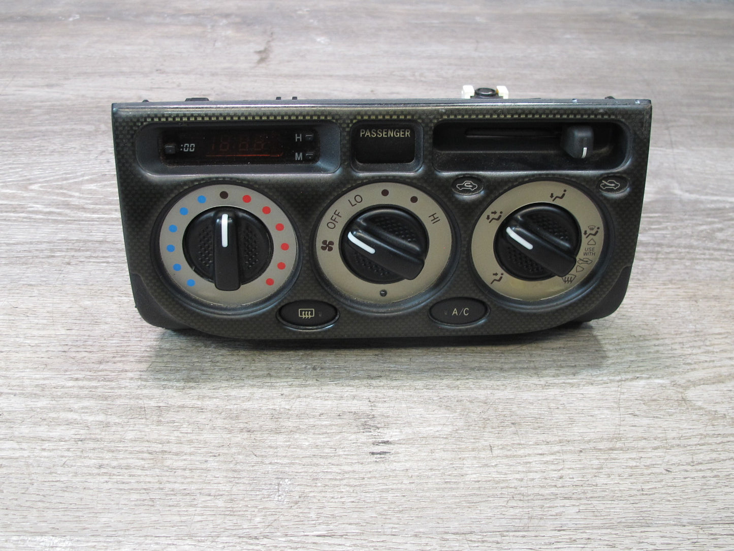 00-05 Toyota MR2 Spyder ZZW30L A/C Heater Climate Control Switch Panel OEM