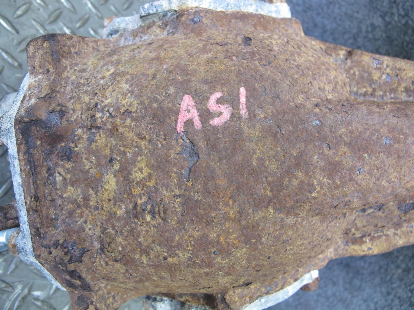 08-14 Subaru Impreza WRX 2.5L M/T Rear Differential Carrier 3.9 Ratio 105k OEM